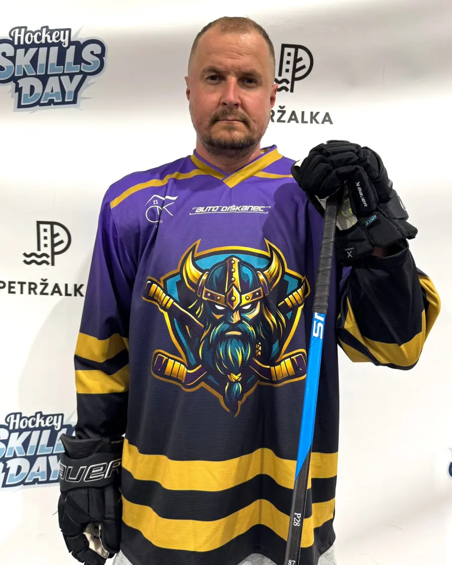 Juraj Kardelis — domáci dres